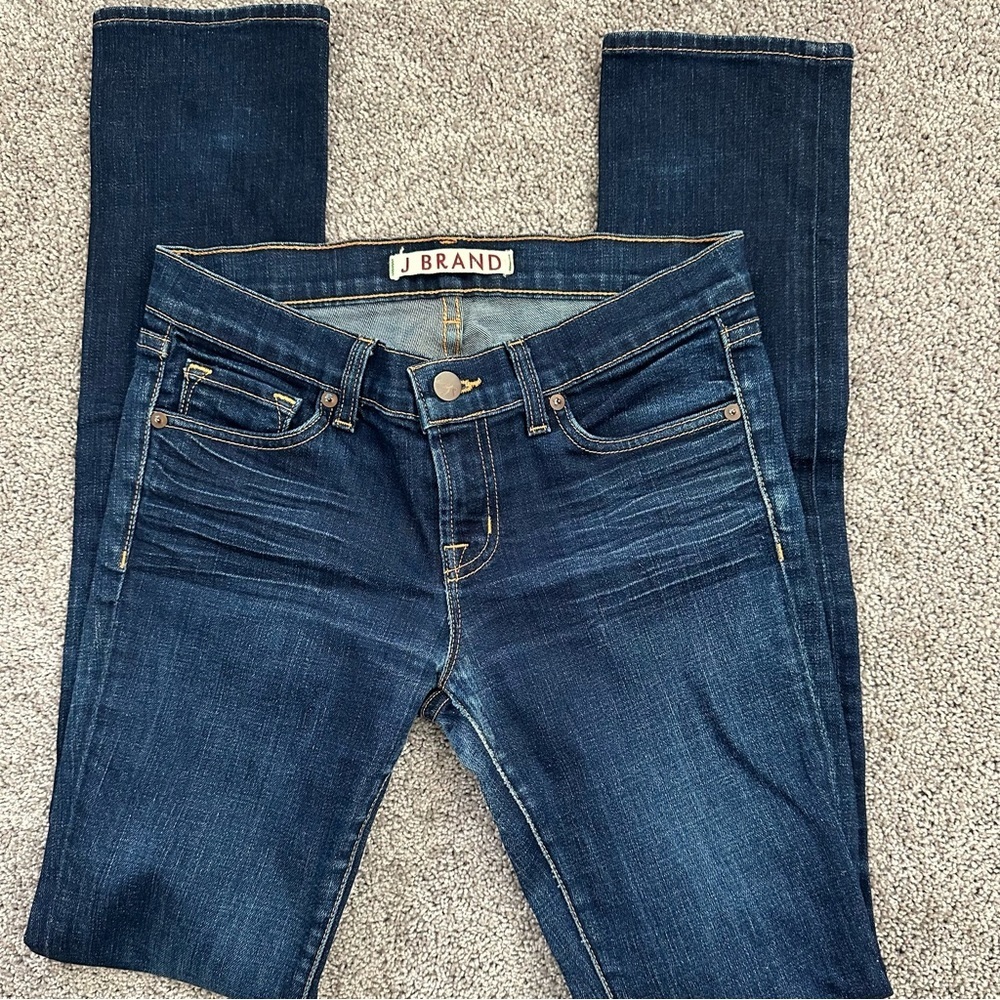 EUC! J Brand Low Rise Petite Pencil Leg 26 Ink Blue